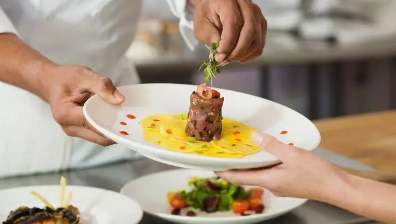 TÉCNICO EM GASTRONOMIA – ALDEOTA – NOITE