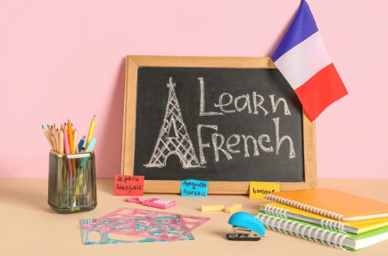 FRANCÊS INTERMEDIÁRIO III - 2026.29.33